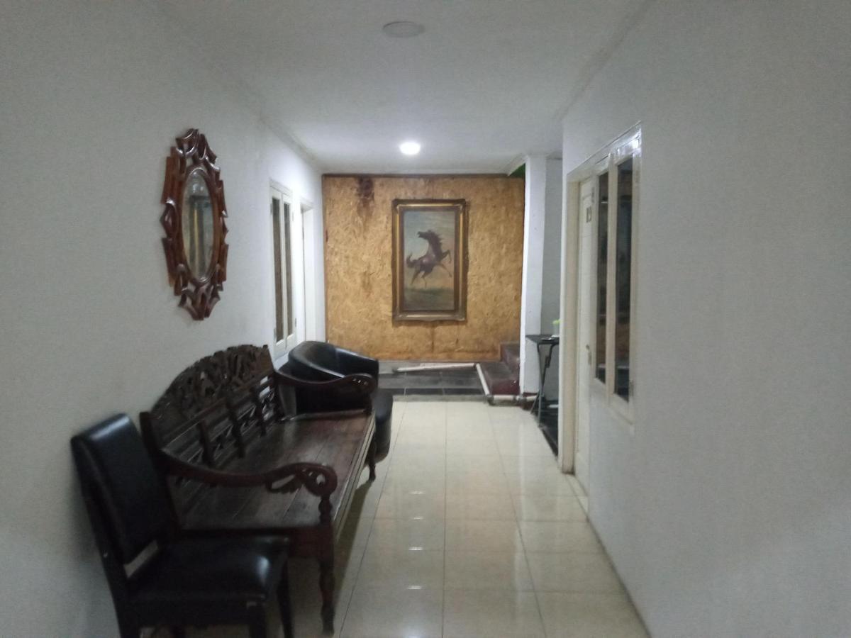Urbanview Hotel Rio Life House Cianjur By Reddoorz Exterior foto